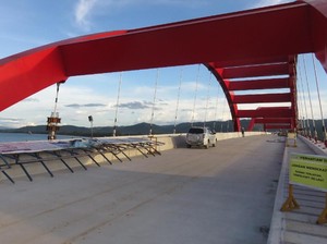 Jembatan Kebanggaan Jokowi di Papua Beroperasi Penuh Mei 2019