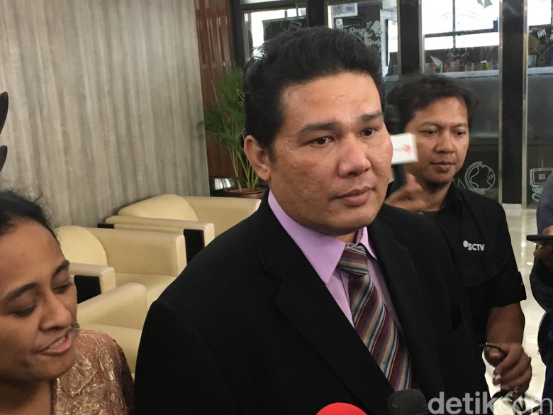 Pengacara Roy Suryo Ogah Tanggapi Sindiran Balasan Hotman Paris Pengacara Roy Suryo Ogah Tanggapi Sindiran Balasan Hotman Paris