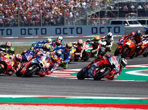 Ban Sekeras Batu yang Bikin Jorge Lorenzo Jatuh