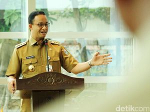 Kata Anies Soal Spanduk Tolak Wagub dari PKS