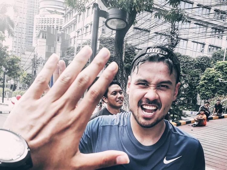 Bugarnya Chicco Jerikho Bikin Fansnya Ikut Keringetan!