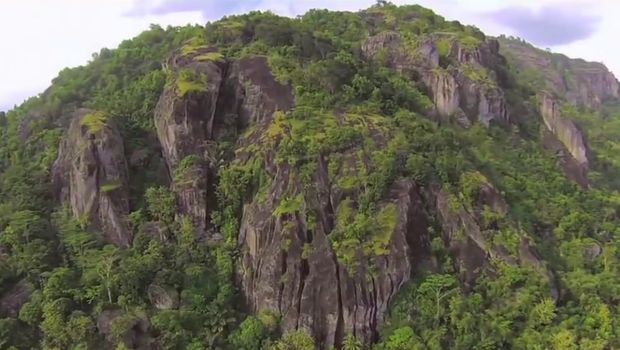 Kawasan akrst di Geopark Gunung Sewu