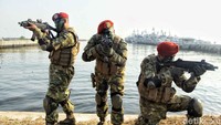 Demonstrasi dan parade ini melibatkan Korsik gabungan Mabes AL, di antaranya Satuan Setingkat Batalyon (SSY) Marinir dan SSY gabungan Komando Pasukan Katak (Kopaska). Kemudian, SSY gabungan dari Pusat Polisi Militer AL (Puspomal) dan Korps Wanita AL (Kowal) serta SSY Bintara gabungan dari Koarmada satu dan Kolinlamil.