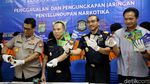 Polisi Bekuk 10 Penyelundup Narkoba via Paket Pos
