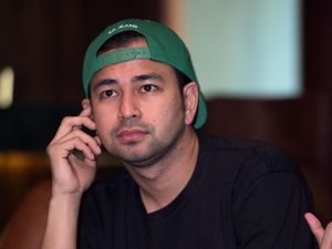 Deretan Cewek yang Pernah Jatuh ke Pelukan Raffi Ahmad