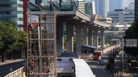 Bank Mandiri  menurunkan proyeksi target pertumbuhan ekonomi di 2018 dari 5,3 persen menjadi 5,16%.