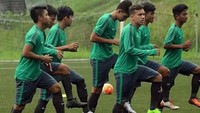 Agar terhindar dari cedera ketika latihan ataupun bertanding, Egy selalu melakukan pemanasan. (Instagram/egymaulanavikri)