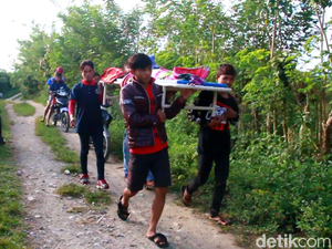 Tak Ada Ambulans, Pasien di Luwu Utara Harus Ditandu hingga 3 Hari