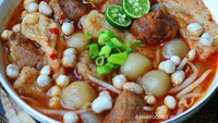 Baso aci bisa dibilang makanan kekinian yang cepat mendapat perhatian banyak foodies. Jadi tak heran banyak yang berburu camilan gurih ini. Foto : instagram @makfoodies