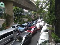 Kemacetan lalin dari Blok M ke arah Senayan