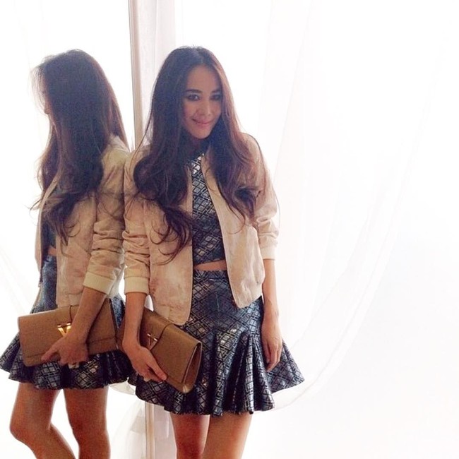 Melalui media sosialnya, Jeremy dan Ina Thomas pun menjawab tuduhan netizen. Jeremy meminta netizen memahami definisi badan, lean, slim but healthy, seperti yang dimiliki sang istri. Dia pun menegaskan butuh usaha bertahun-tahun untuk bisa memiliki tubuh langsing dengan perut rata seperti Ina. Foto: Instagram