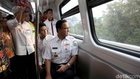 Perjalanan LRT ditempuh dengan kecepatan 40 km/jam. Perjalanan hingga ke Stasiun LRT Kelapa Gading ditempuh selama 20 menit.