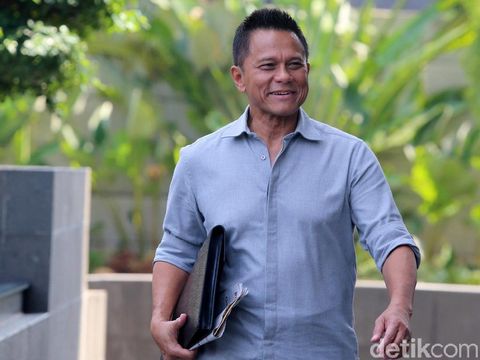 KPK kembali memanggil Soetikno Soedarjo. Mantan bos MRA Group itu diperiksa sebagai saksi dalam kasus dugaan suap Garuda.