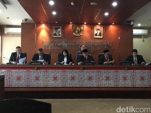 DKPP Pecat Komisioner KPU Pringsewu karena Kerap Bolos