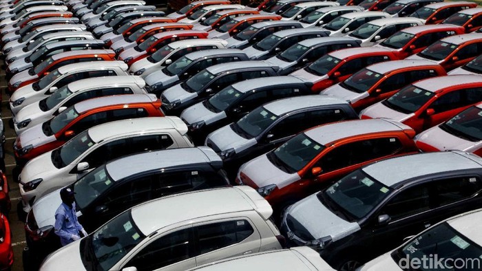 PT Indonesia Kendaraan Terminal Tbk. memperkuat fasilitas dan infrastruktur perseroan untuk meningkatkan daya saing ekspor otomotif nasional.