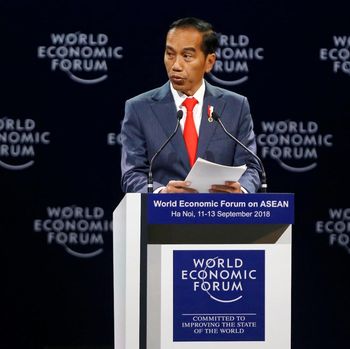 Jokowi Sebut Ada 'Thanos' yang Mau Hancurkan Ekonomi Global!