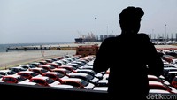 Tujuan lain memperkuat infrastruktur ekspor di Indonesia Kendaraan Terminal itu agar dapat memperkuat nilai Rupiah dari nilai kurs Dolar AS. 