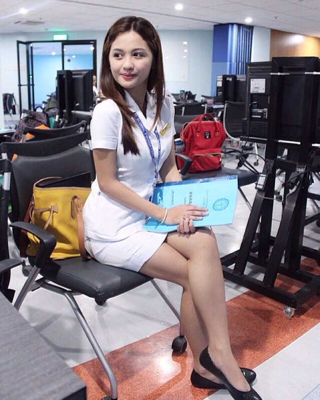 Inilah sosok dokter khitan cantik itu. Dia bernama Krestle Lailene Deomampo asal Kota Davao, Filipina.  Foto: Instagram