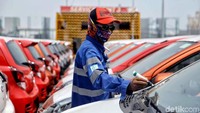 Selain TMMIN, APM (Agen Pemegang Merk) lainnya seperti Suzuki pada semester I/2018 telah membukukan kenaikan ekspor kendaraan utuh sebesar 13,8% menjadi 14.479 unit, sedangkan PT Mitsubishi Motor Krama Yudha Indonesia akan memulai ekspor perdana Mitsubishi Xpander tahun ini yang ditargetkan akan mencapai 45.000 unit.