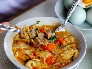 Makan Siang Enak dengan Soto Tangkar di 5 Tempat Ini