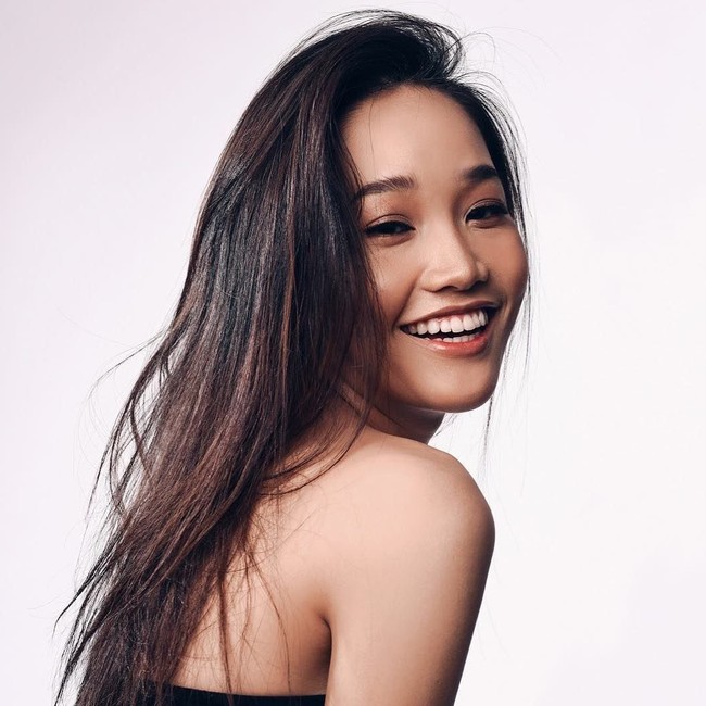 Menjadi pemenang Miss World Malaysia 2018, Larissa Ping akan mewakili negeri Jiran di ajang Miss World 2018 yang digelar di Sanya, China. Larissa juga menjadi Duta Wisata Sarawak 2019. Foto: Instagram