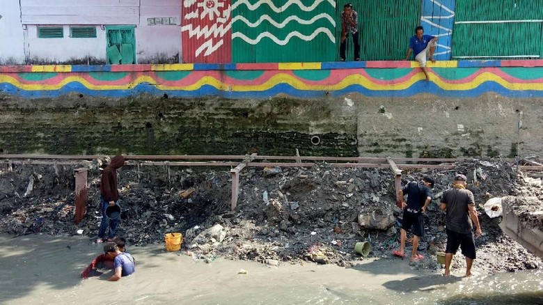 Kemendikbud Minta Pemburu Harta Karun Sriwijaya Laporkan Penemuan Kemendikbud Minta Pemburu Harta Karun Sriwijaya Laporkan Penemuan