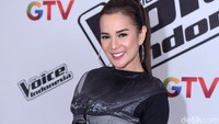 Astrid Tiar saat ditemui di sebuah acara di kawasan Kebon Jeruk, Jakarta Barat pada Rabu (12/9). Pool/Noel/detikFoto.