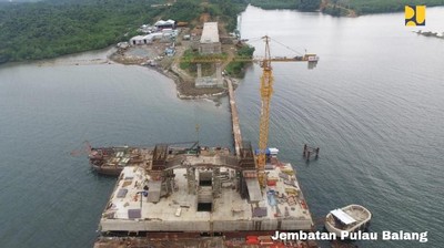 Mengintip Pembangunan Jembatan Pulau Balang di Kalimantan