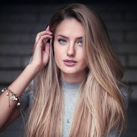 Aku sudah melihat banyak wanita cantik, ada yang tua dan muda. Jadi, aku tidak terlalu cantik. Mungkin saja aku cantik, tapi tidak terlalu. Aku sudah menjadi atlet sejak masih anak-anak dan memang bercita-cita menjadi atlet. Jujur saja aku bingung dengan komentar yang ada, tapi tak akan jadi masalah bagiku, kata Alica menanggapi komentar netizen seperti dikutip situs Vanityfair. Foto: Instagram