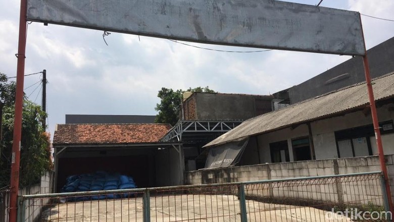 OK OCE: Toko Sepi, Gudang Pun Tutup OK OCE: Toko Sepi, Gudang Pun Tutup