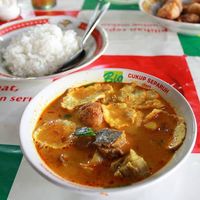 Makan Siang Enak Dengan Soto Tangkar Di 5 Tempat Ini