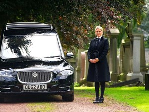 Kisah Inspiratif Wanita dengan Profesi Unik: Direktur Pemakaman