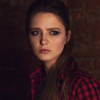 Natalia sendiri berprofesi sebagai seniman. Ia adalah seorang aktris teater.  Foto: Instagram (@ natalia_krasko)