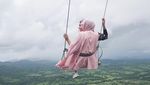 Potret Liburan Hijaber Cantik Dubai, Haifa Beseisso