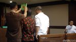 Sekretaris DPD Partai Golkar DKI Bersaksi di Sidang Fayakhun