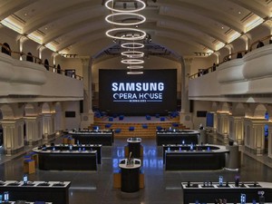 India Kini Punya Toko Ponsel Samsung Terbesar di Dunia