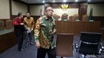 Sidang Lanjutan Korupsi Ayah Anak Asrun-Adriatma