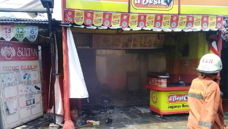 Regulator Bocor Penyebab Kebakaran di Kedai Ayam Goreng Pesanggrahan Regulator Bocor Penyebab Kebakaran di Kedai Ayam Goreng Pesanggrahan