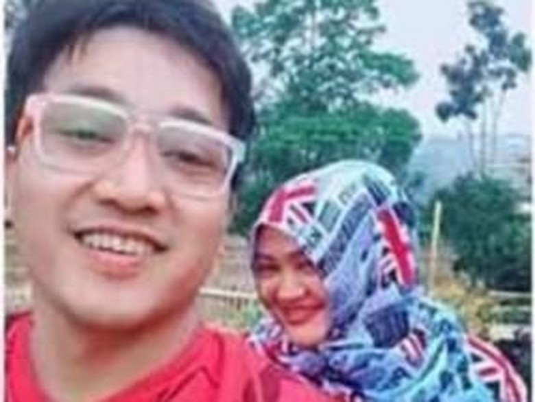 Isu Perselingkuhan Tak Jadi Pokok Perkara Cerai Sule dan Lina Isu Perselingkuhan Tak Jadi Pokok Perkara Cerai Sule dan Lina
