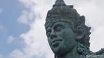 Foto: Libur Akhir Tahun ke Patung GWK, Lebih Megah dari Liberty
