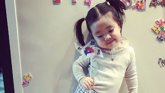 Kenalan dengan si Imut Lani, Anak Aktris Korea Lee Yoon-ji