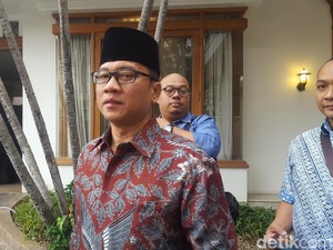 Tim Prabowo Duga Ada Kamuflase soal Sumbangan Golfer untuk Jokowi