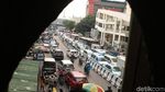 Angkot dan Bajaj Ngetem, Tanah Abang Macet Parah