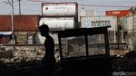 Korban Kebakaran Ini Menanti Kepastian Pemprov DKI