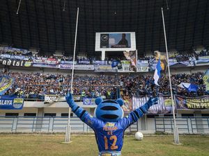 Persib Vs Persija Digelar Sesuai Jadwal, Kickoff Dimajukan
