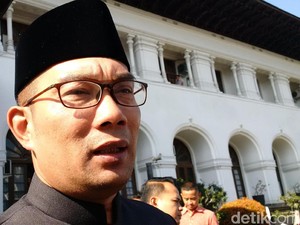Bangun Jabar, Ridwan Kamil Jajaki Investasi Lewat KPBU