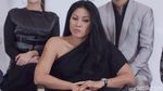 Dari Happy Anggun C Sasmi Kok Cemberut?