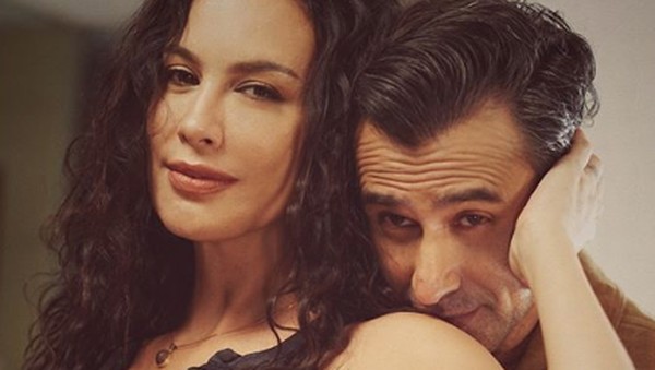Ina Thomas Dibully, Jeremy Thomas Mesra dengan Sophia Latjuba
