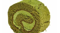 Rasa pahit dan manis berpadu dalam gulungan matcha swiss roll l dengan harga Rp.183.000 untuk ukuran 16 cm. Swiss roll yang dijual Takashimaya Food Hall ini menggunakan matcha dari  Prefektur Shizouka Jepang. Foto: Istimewa