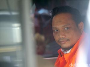 KPK Periksa Panitera Pengganti PN Medan Helpandi